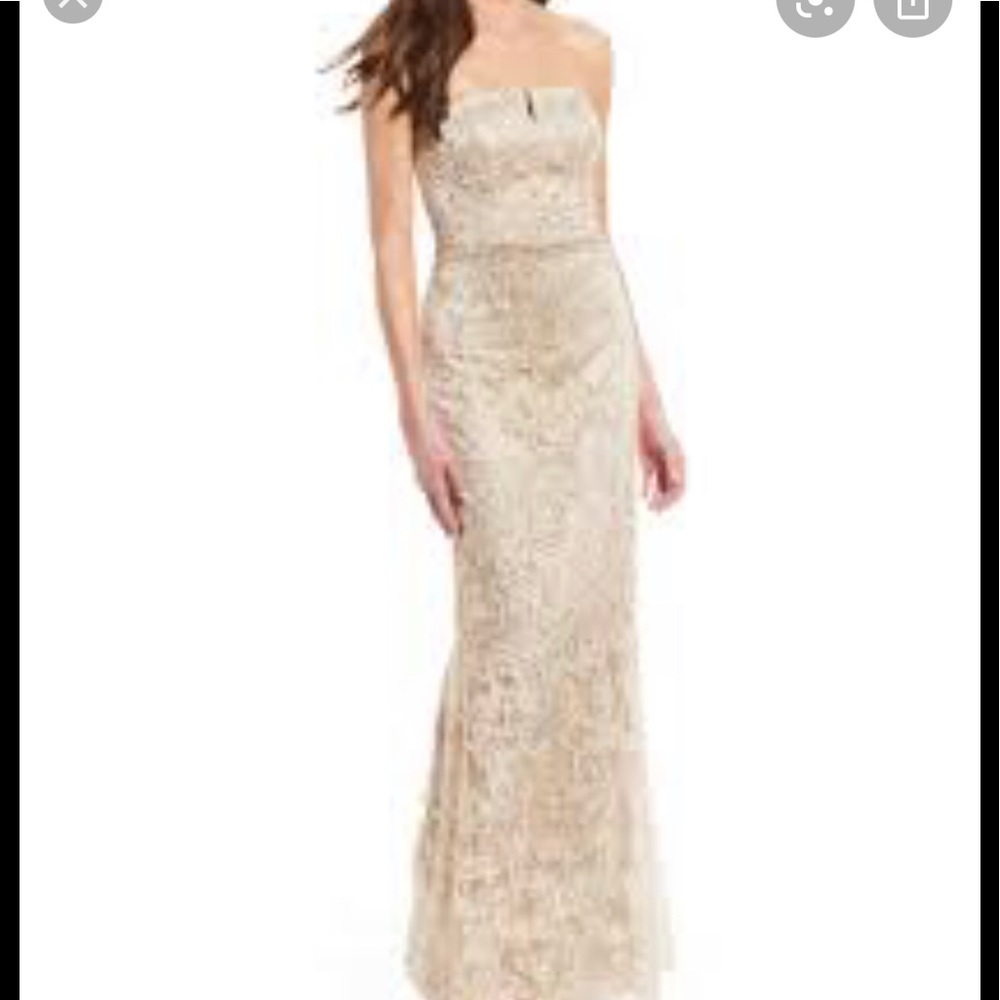 NWT Vince Camuto Fitted Gown